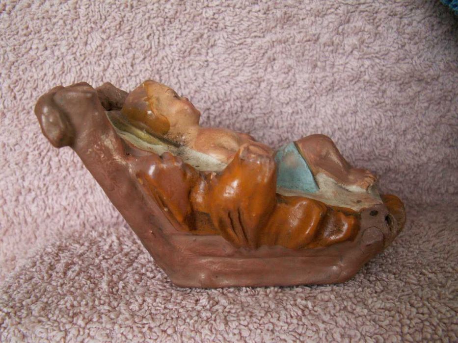 Dzieciątko -Jezusek do Szopki Bożonarodzeniowej - Figurka z Pap mache