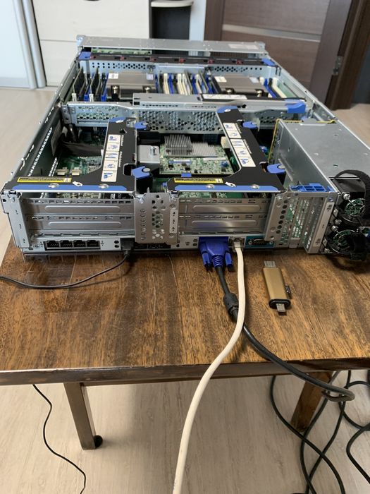Сервер HP DL560 Gen9 / 72 ядра / 144 потока / 4× Xeon / для Proxmox, VMware