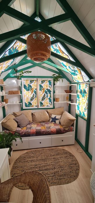 Umeblowany Domek ogrodowy