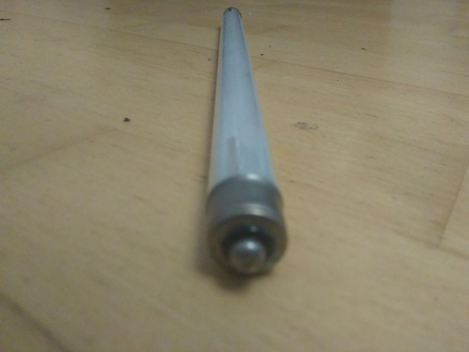 Лампа ЛБ 8-2В