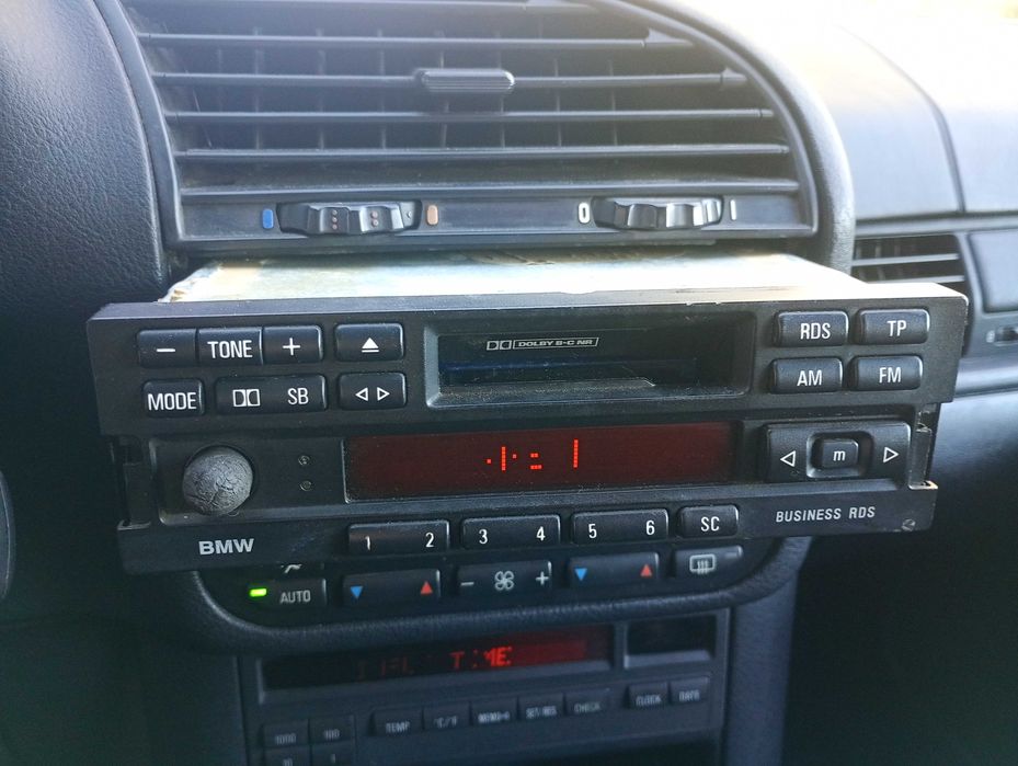 Radio na kasety kaseciak BMW Business RDS ORI BMW E36 Z3 E34 E32 E31 E30 E24 itd.