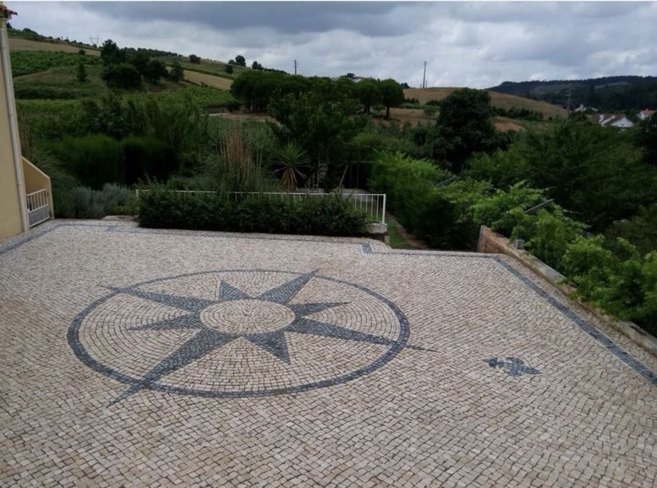 Calçada Portuguesa Vidraço