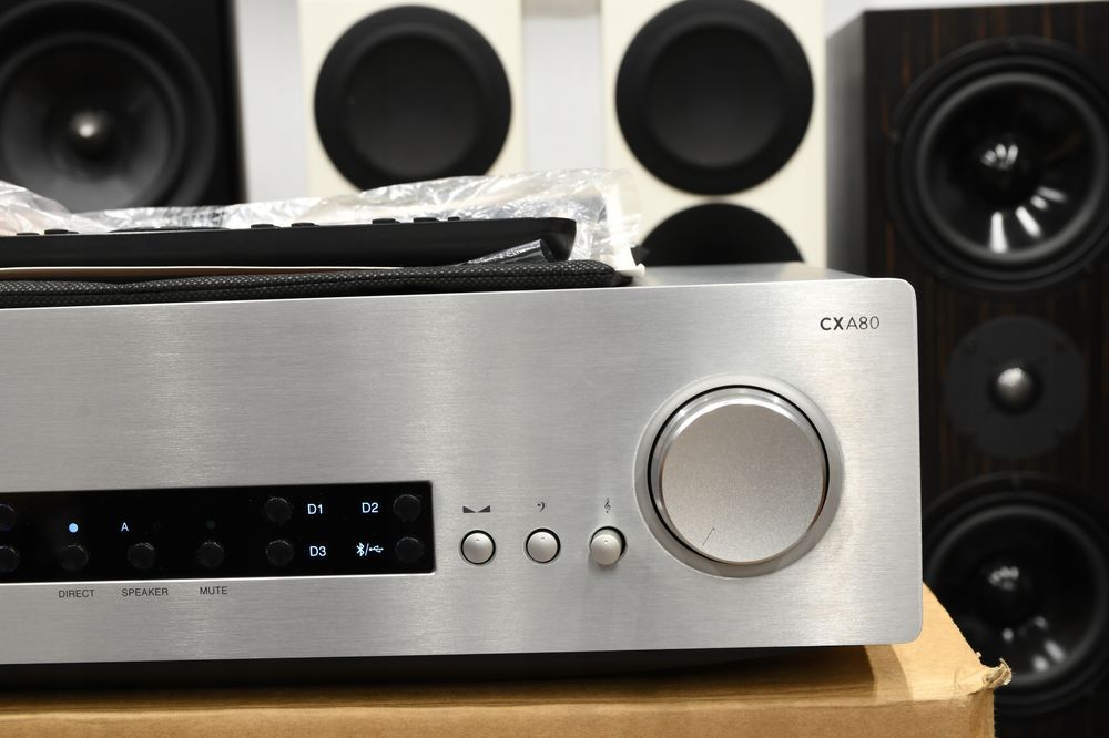 Zadbany wzmacniacz stereo Cambridge Audio CXA80 + pilot i DAC