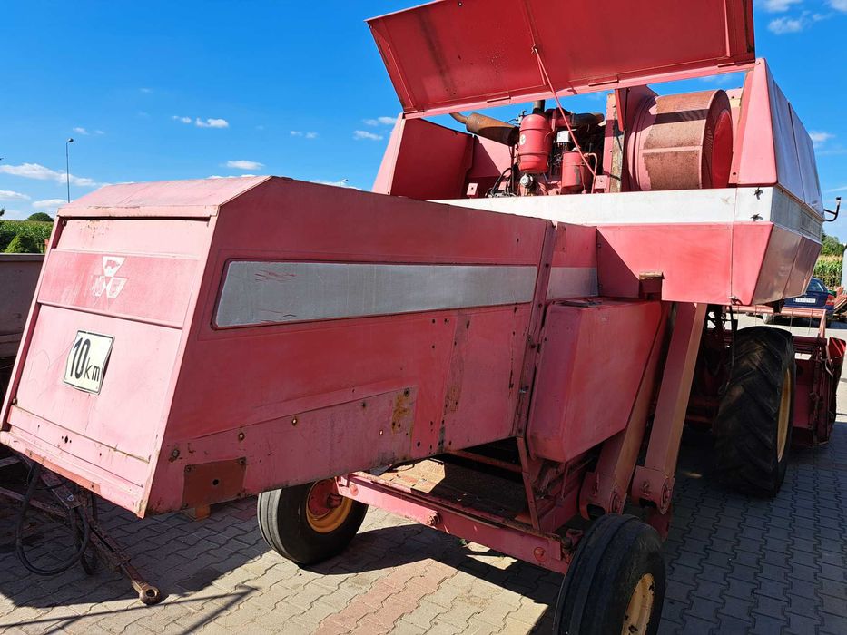 Części kombajnu zbożowego Massey Ferguson 187