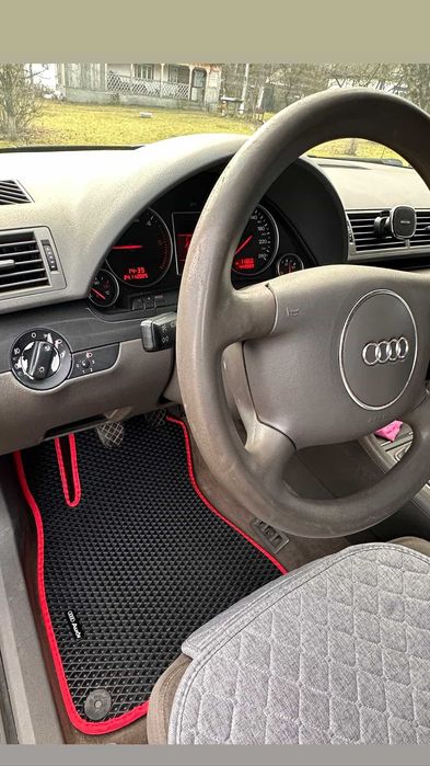 Коврики в Авто Audi A4 A6 Q5 Q7 Tesla Model 3 Y | Преміум EVA килимки в багажник