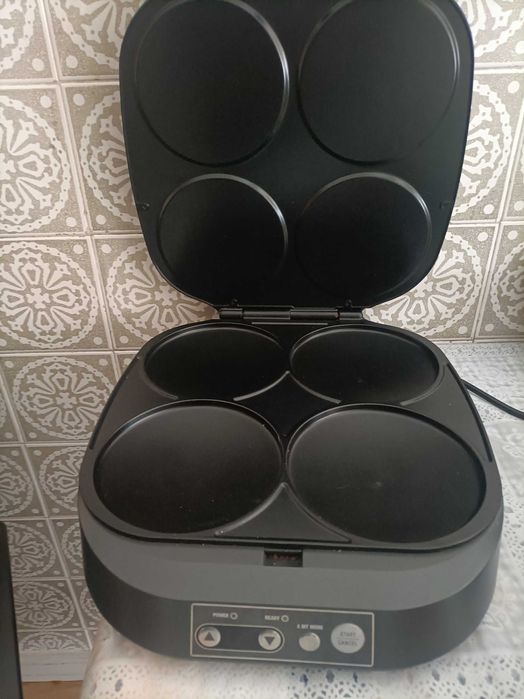 Máquina de Panquecas e Snacks Flama modelo 4906FL