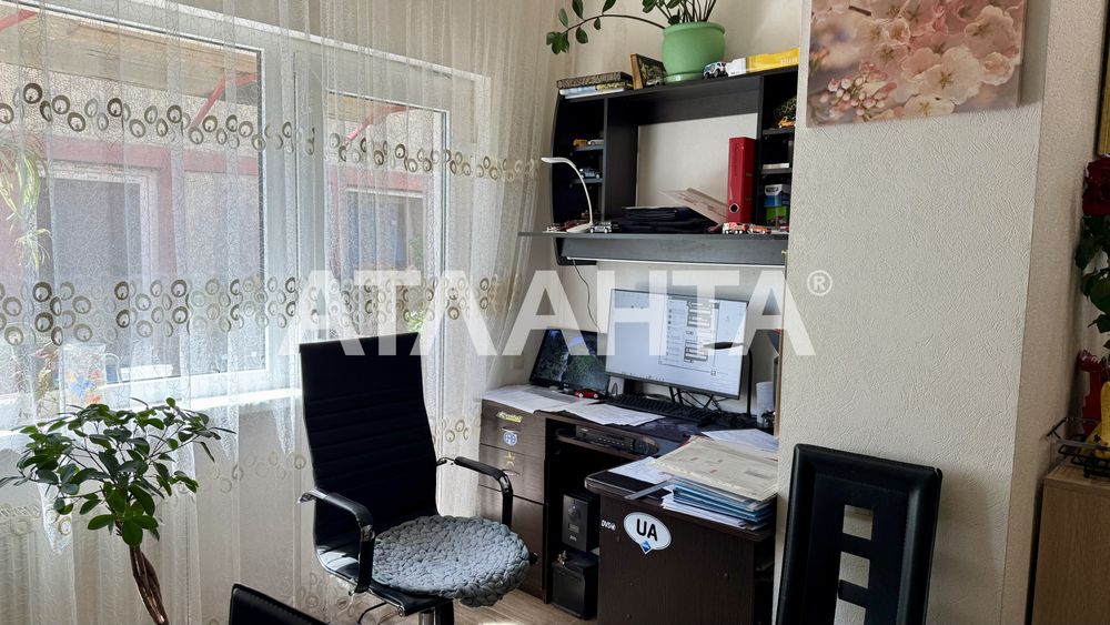 Дом с ремонтом на солнечных батареях+газ. Близко к трассе. Фонтанка