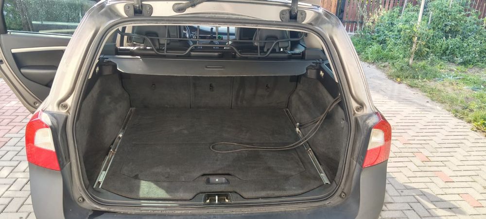Volvo XC70 2.4 D5 automat BDB stan