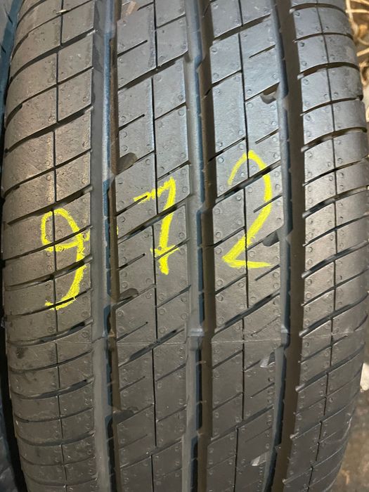 Para Opon  letnich  CONTINENTAL VANCO 2  215/75R16C