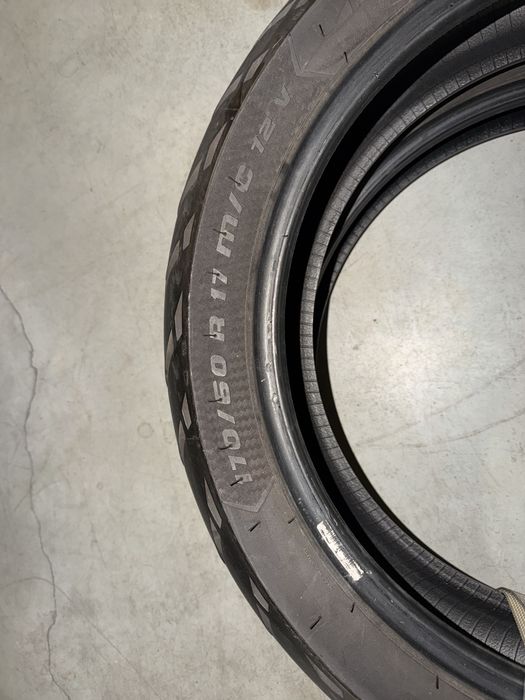 Pneus Metezeler next BMW Nine T ou similar