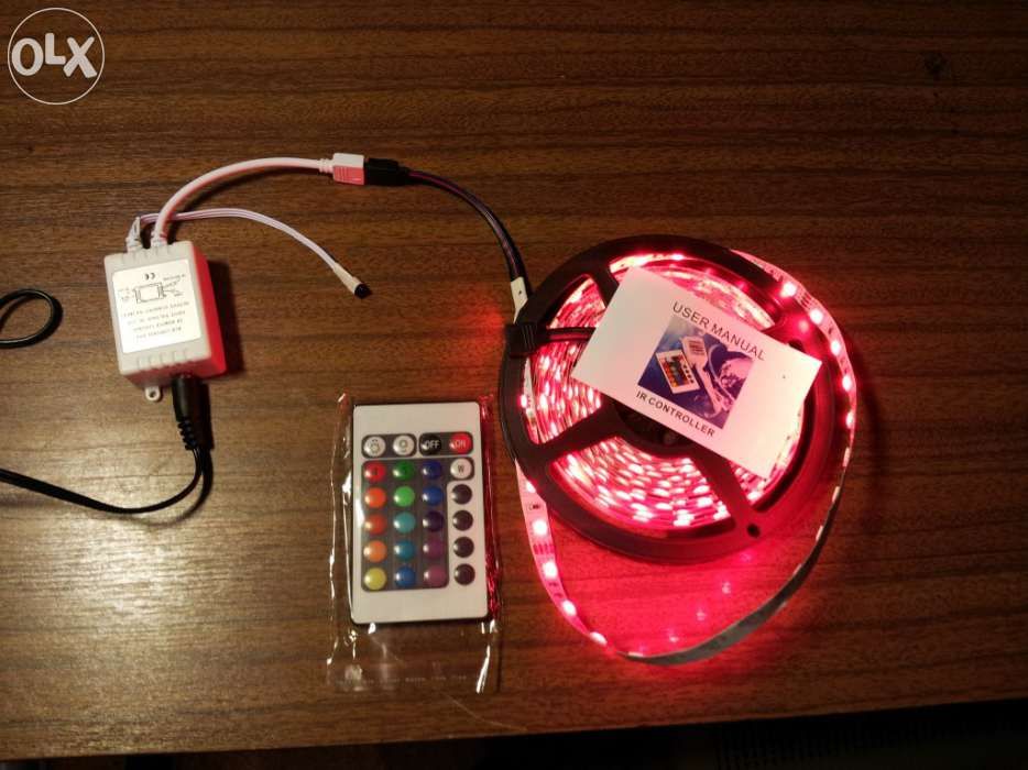 Fita 300 leds rgb com 5 metros, flexível + comando