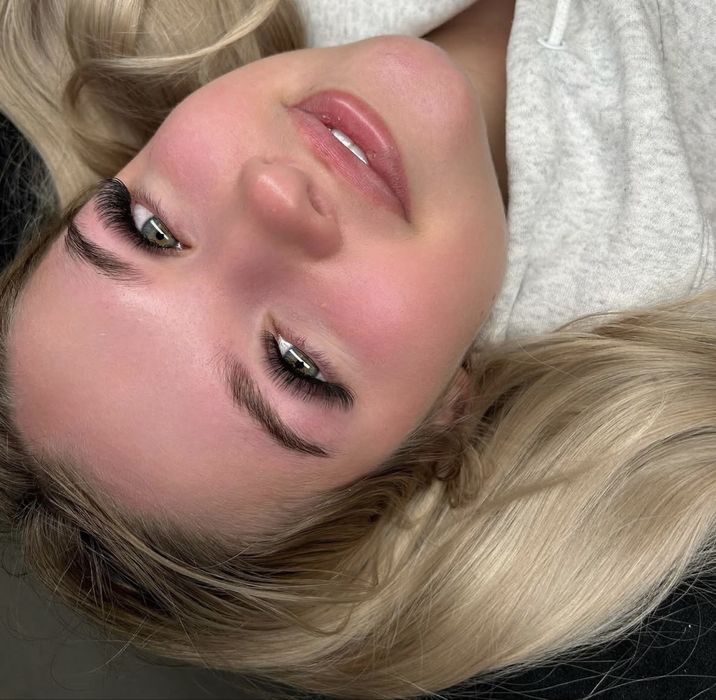 Przedluzanie stylizacja rzes