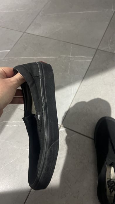 Чорні кеди-сліпони Vans Classic Slip-On