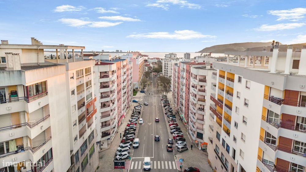 T2 | Avª Bento Gonçalves — Setúbal