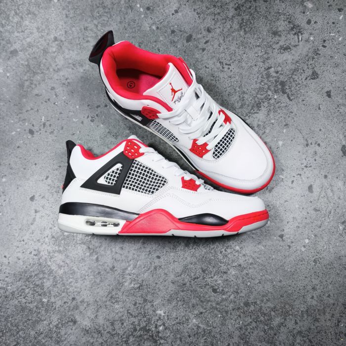 РОЗПРОДАЖ! Кросівки Nike Air Jordan 4 Retro White Red Black: 2 100