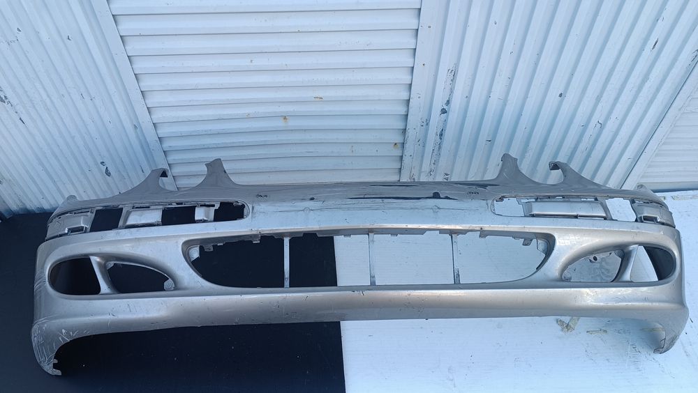 Vendo parachoque de frente Mercedes W211 ano 2003/06