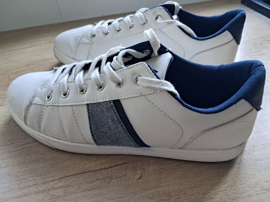 Buty męskie białe sportowe Martes r.44 (28,5cm)