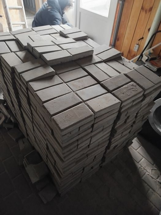 Продам 20 м2 тротуарний плитки