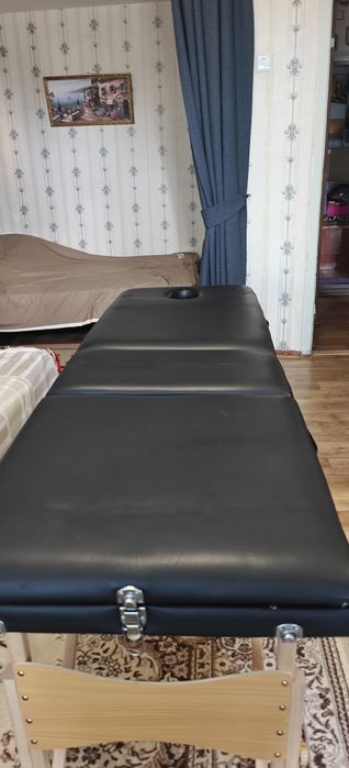 Масажний стіл  складний