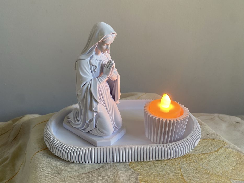 Nossa s enhora Decorativa com bandeja e porta-vela LED
