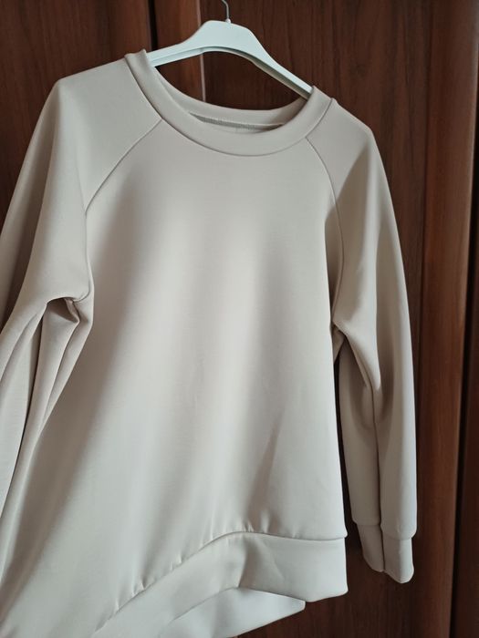 Nowa bluza beżowa