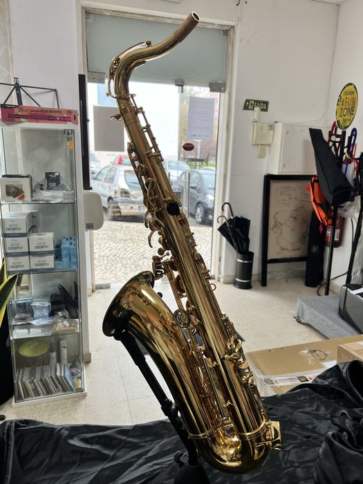 Saxofone Tenor Roy Benson TS-202