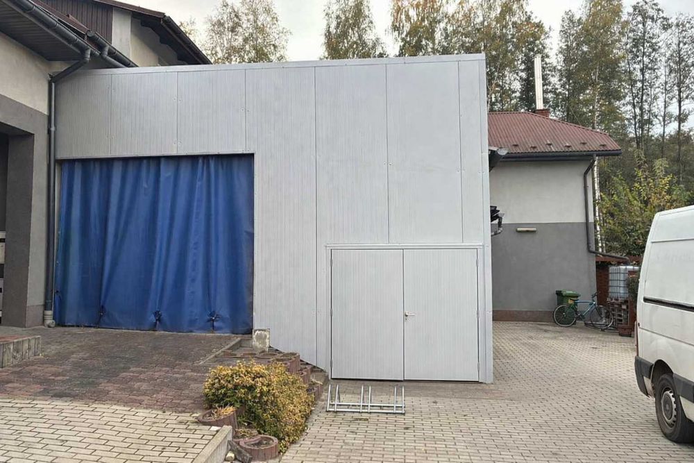 Konstrukcje z płyt warstwowych/Garaże/ magazyny/ dobudówki itp