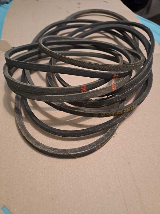 Ремені привідні для двигунів