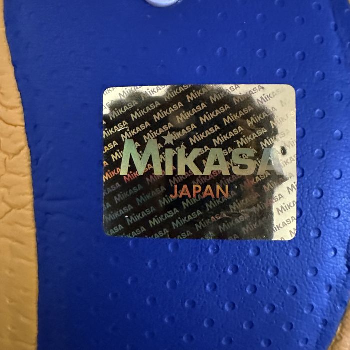 Мяч волейбольний mikasa v300w mva 200 molten legend