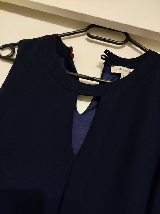 Granatowa bluzka r. M