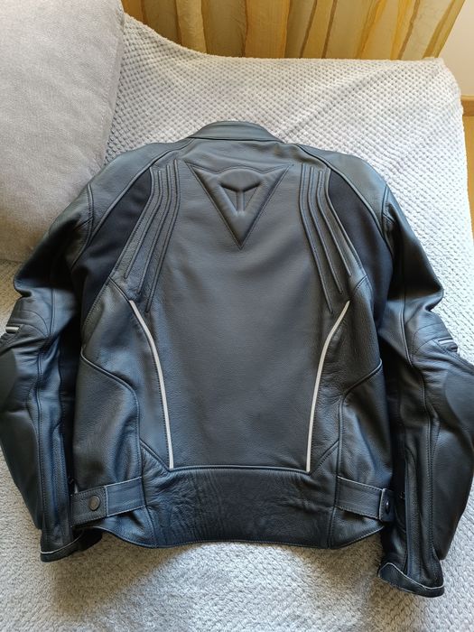 Casaco dainise como novo