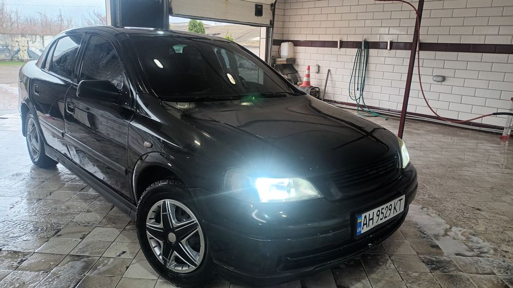 Продам опель астра 2008года