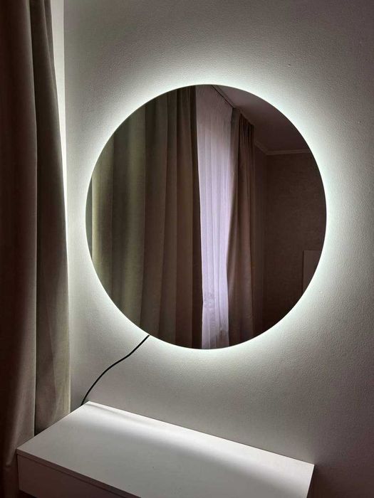 Зеркало круг С ПОДСВЕТКОЙ. Кругле дзеркало з лед підсвіткою. Настінне