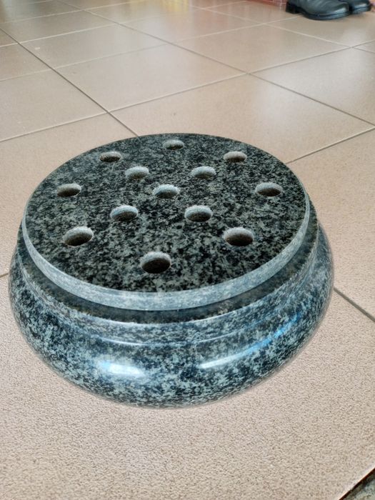 Floreira para cemitério