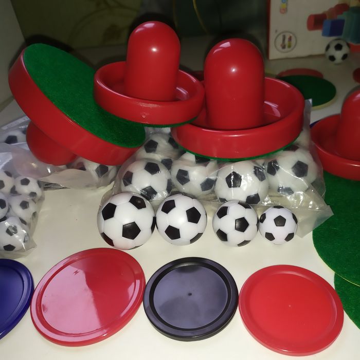 Клюшки,бити,відбивачки,шайби для аерохокею, аерохокей,підложки наклейк