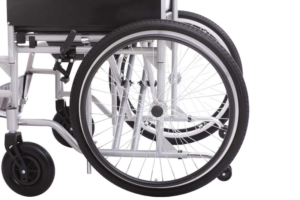 Інвалідна коляска з туалетом особливо широка посилена MED1-KY607-70