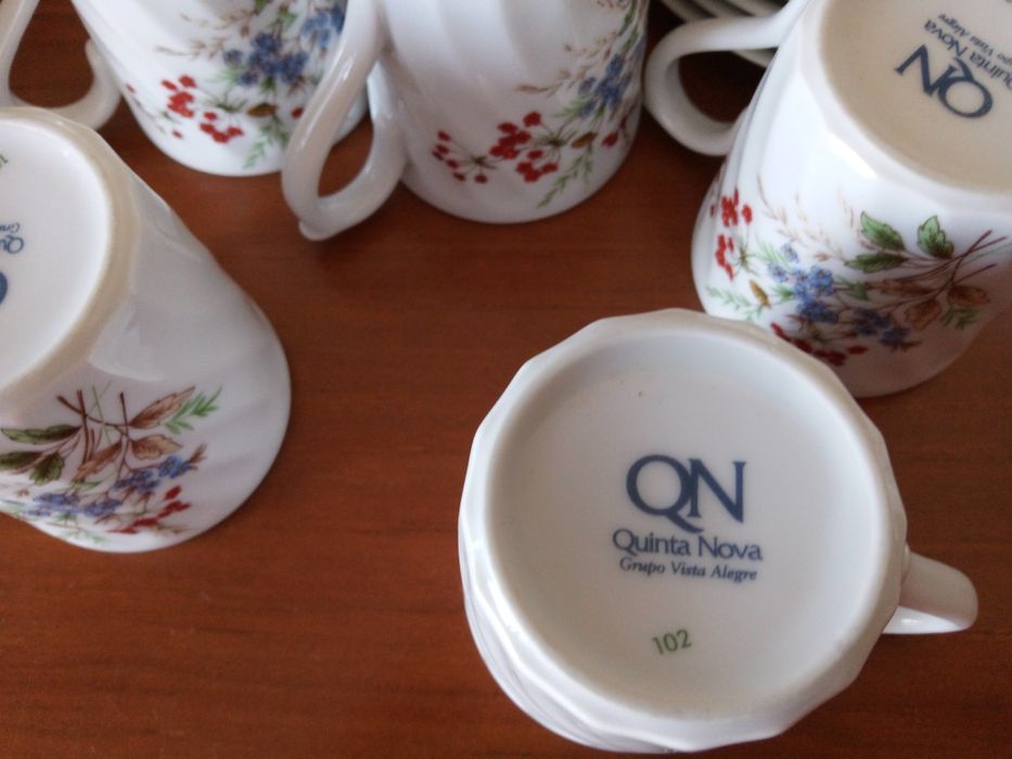 Conjunto de café ( Quinta Nova)