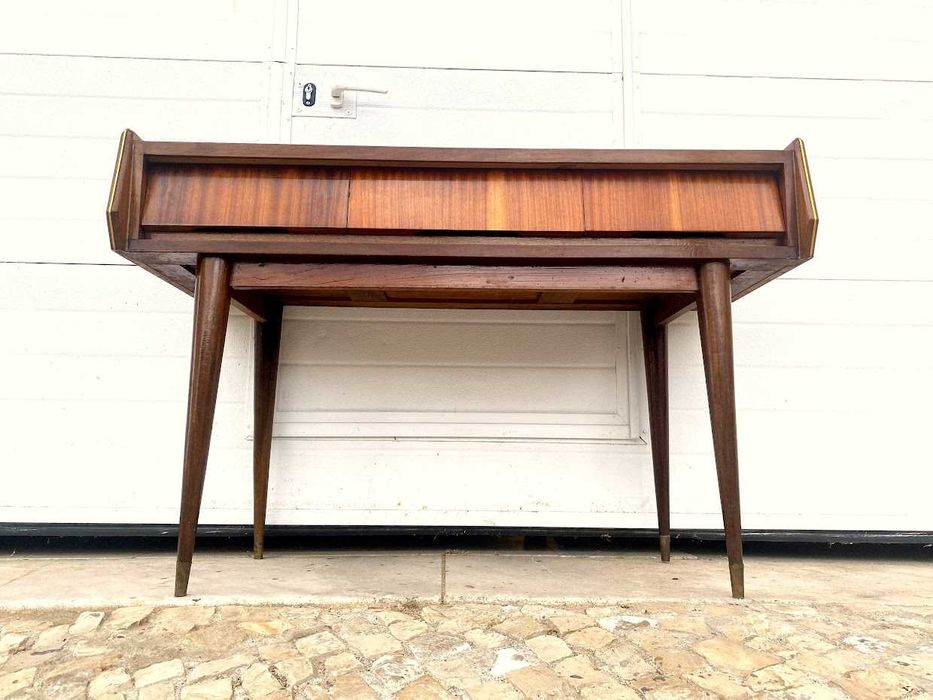 Consola olaio vintage + 115comp x 44prof x 47,5prof x 77alt.