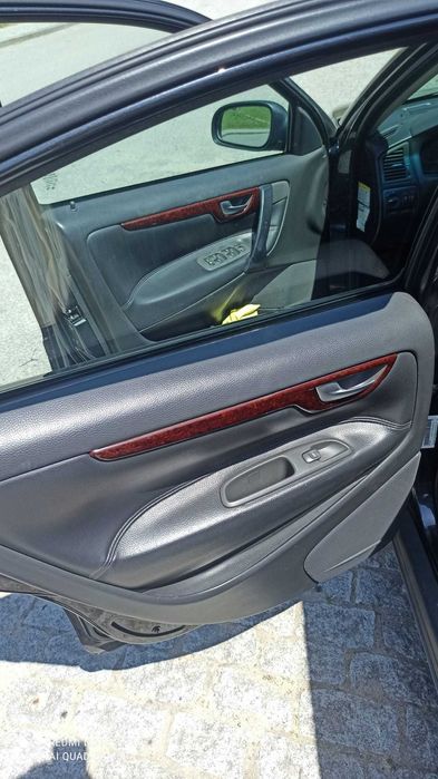 Vendo Volvo S60 D5 de 2002 188cv