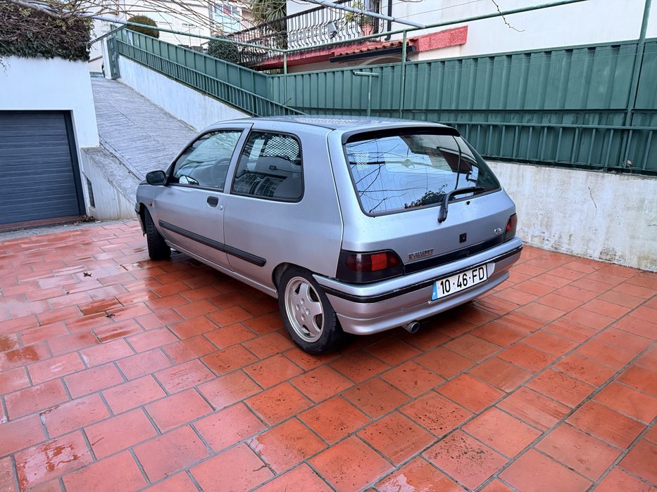 Renault clio 1.9 td