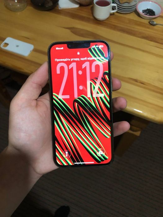 iphone 13 128 gb battery 89%