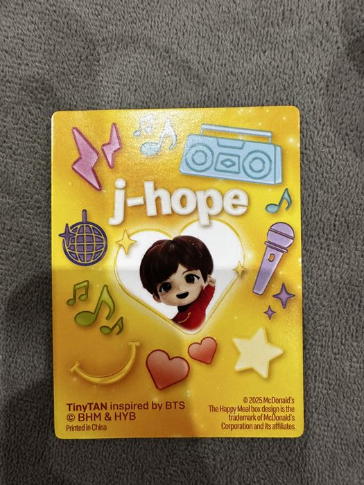 Фігурка J-Hope з групи BTS