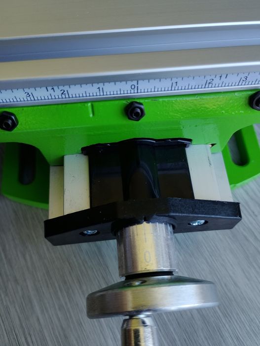 Mesa 2 eixos com torno alumínio para furadora ou fresadora CNC - NOVA!