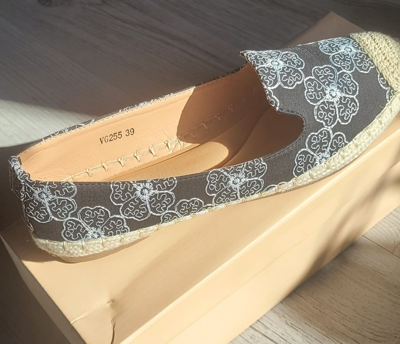 Buty espadryle haft