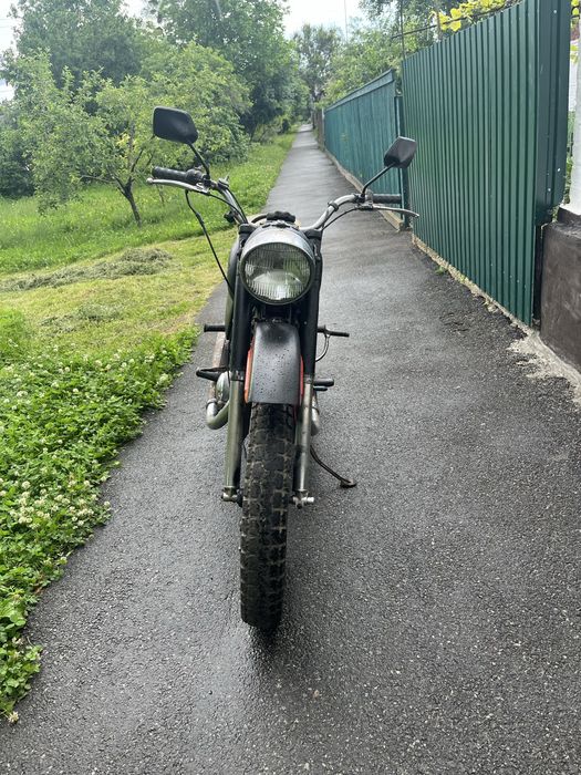 Мотоцикл иж 56   ..