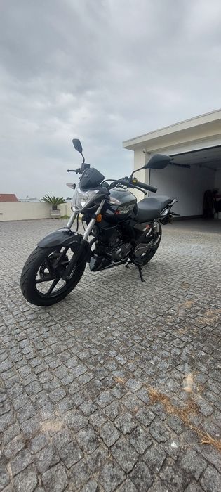 Keeway RKS 125 como nova