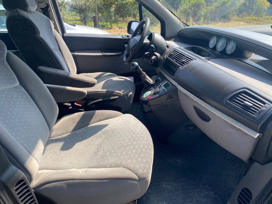 Peugeot 807
7 lugares