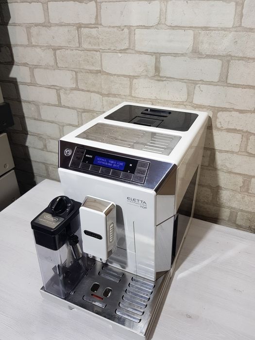 Кавомашина Кавомашина Delonghi Eletta Cappuccino Top Ecam45.766+1