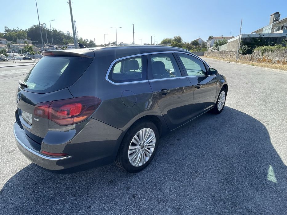 Opel Astra Sport Tourer 1.6 CDTI — photo 4