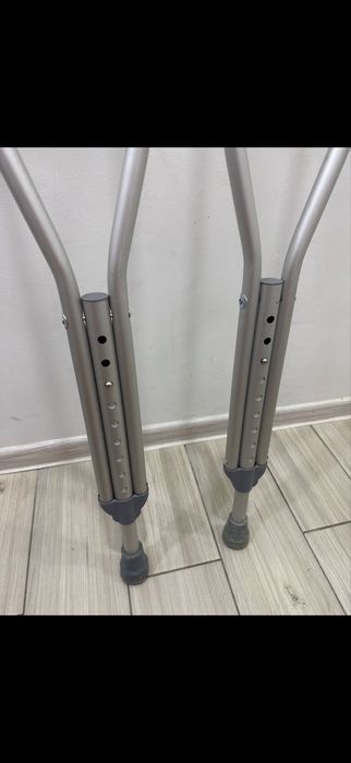 Продам милиці дуже гарний стан